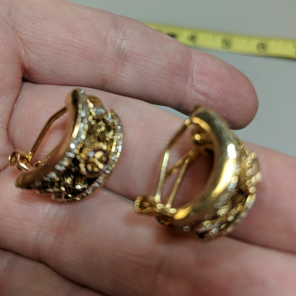 Unique Rhinestone Paved Intricate Gold Earring - Picture 2 of 5